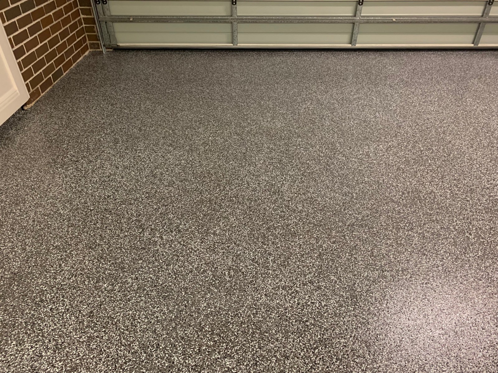 Apoxy garage floor 